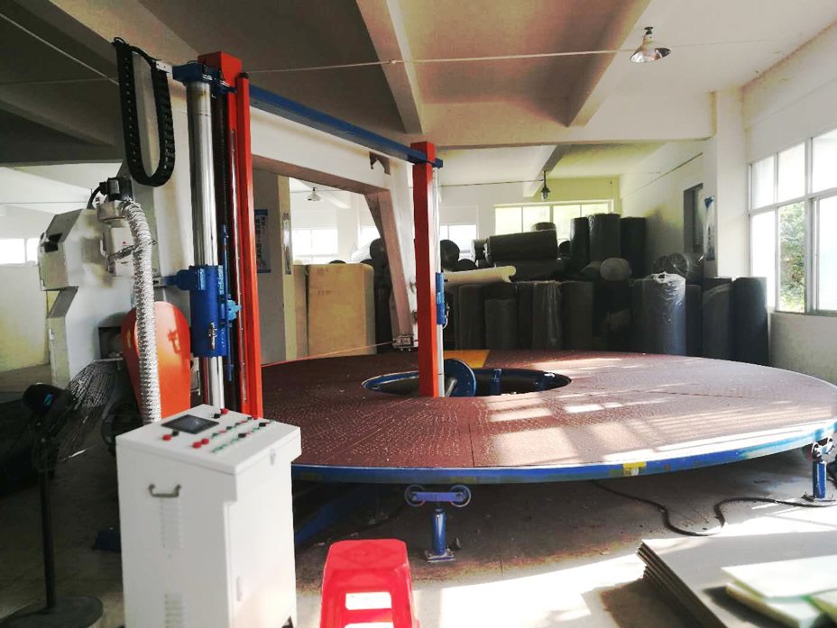 TWCHC-70 海綿圓盤平切機(jī).jpg